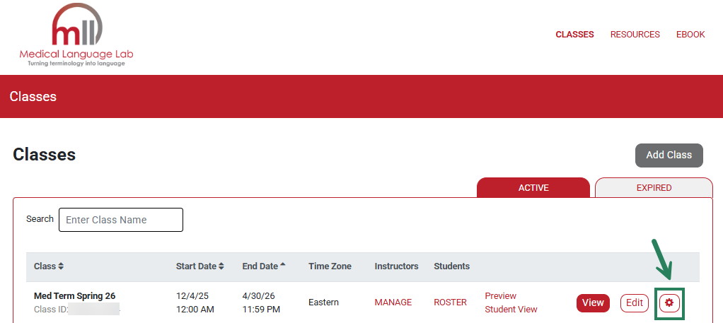 A screenshot of the Classes page with a green box and arrow highlighting the gear icon.