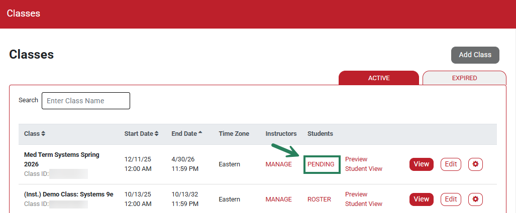 A screenshot of the Classes page with a green box and arrow highlighting the Pending link.